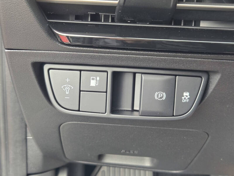 2024 Kia EV6 Light