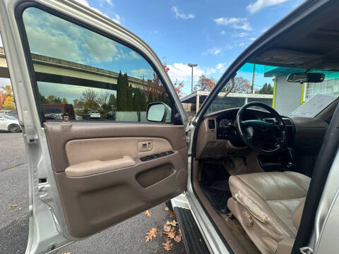 2002 Toyota 4Runner SR5