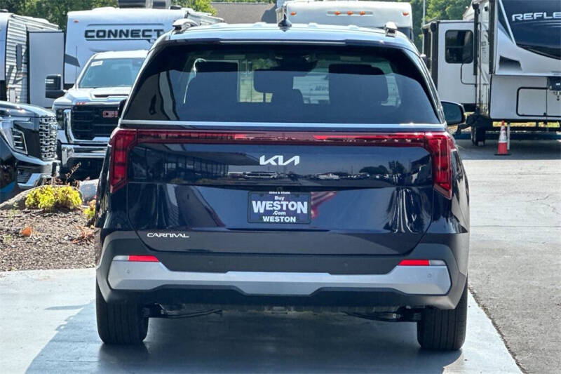 2026 Kia Carnival EX