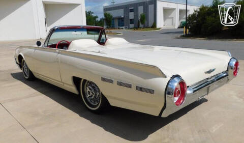 1962 Ford Thunderbird