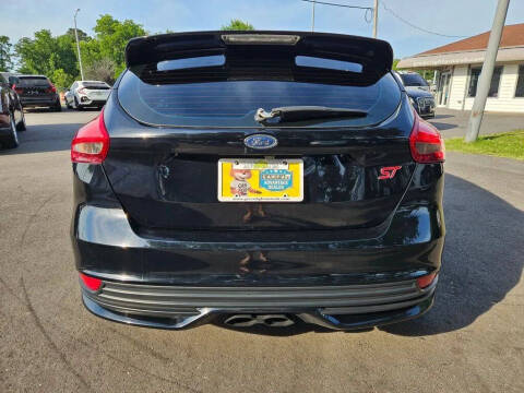 2018 Ford Focus ST