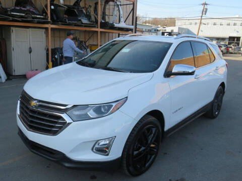 2018 Chevrolet Equinox for sale at Saw Mill Auto in Yonkers NY