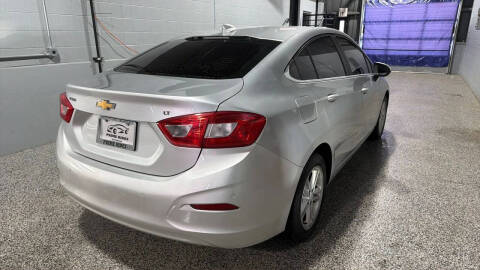 2017 Chevrolet Cruze LT Auto