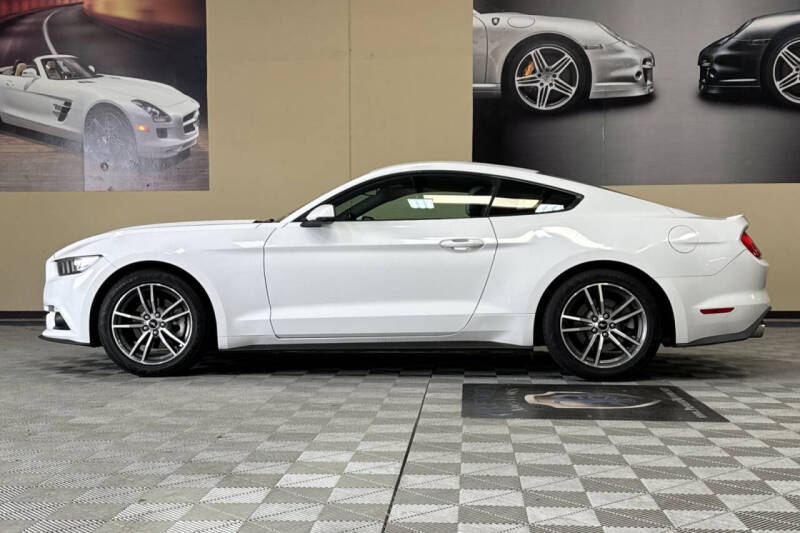 2015 Ford Mustang EcoBoost Premium