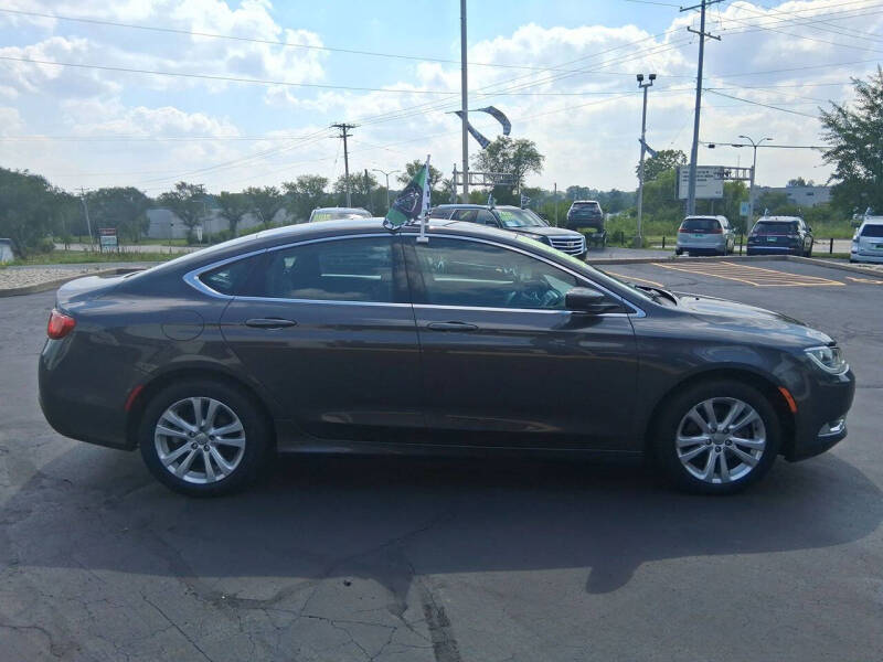 2016 Chrysler 200 Limited