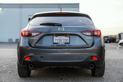 2016 Mazda MAZDA3 i Sport