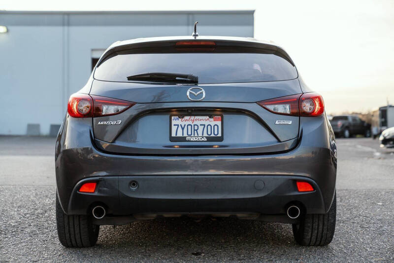 2016 Mazda MAZDA3 i Sport