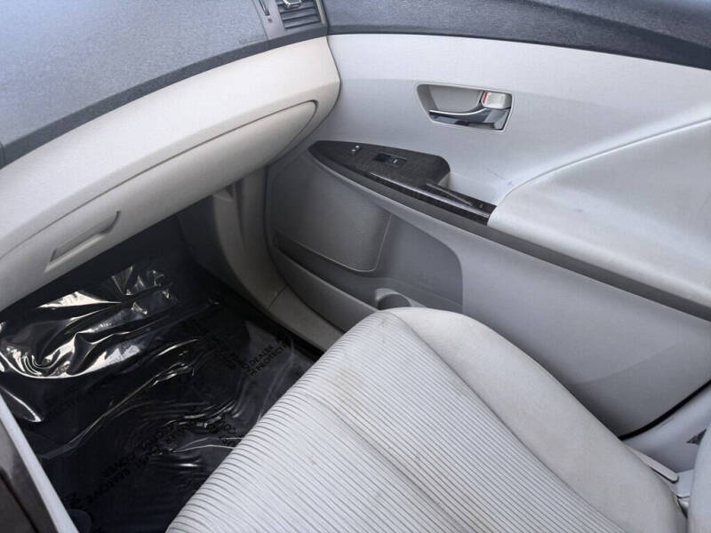 2013 Toyota Venza LE