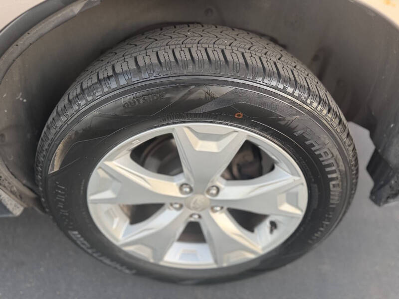 2016 Subaru Forester 2.5i