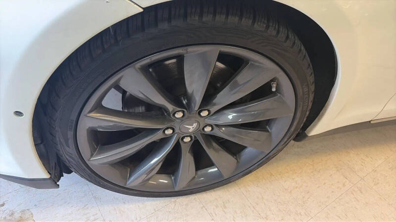 2014 Tesla Model S
