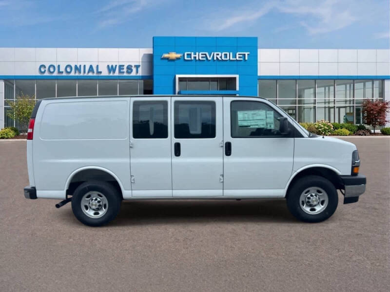 2025 Chevrolet Express 2500