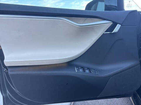 2017 Tesla Model S 75