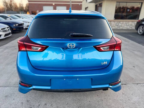 2016 Scion iM