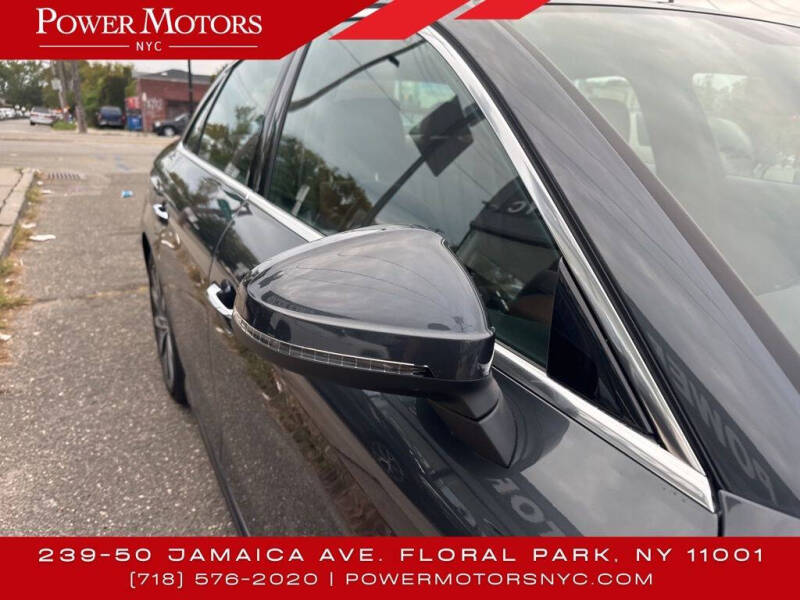 2023 Audi A4 quattro Premium 40 TFSI