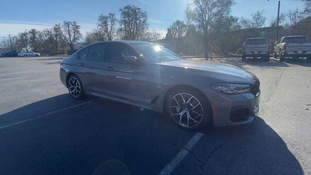 2022 BMW 5 Series 530e