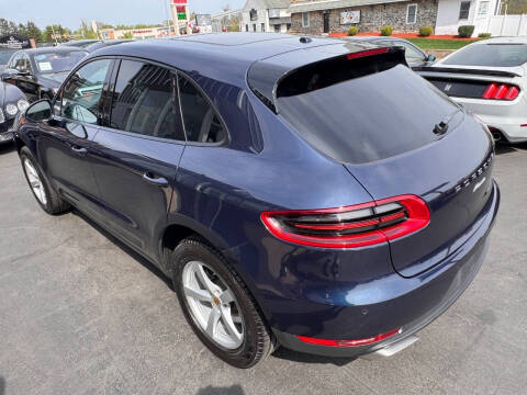 2018 Porsche Macan