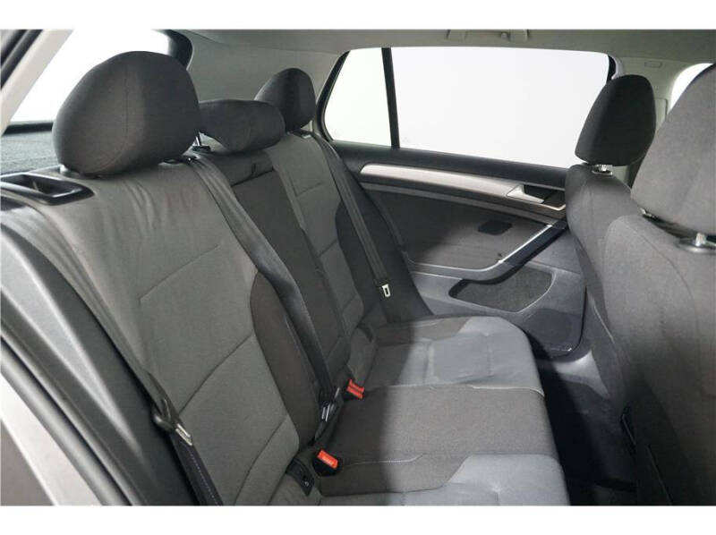 2015 Volkswagen e-Golf Limited Edition