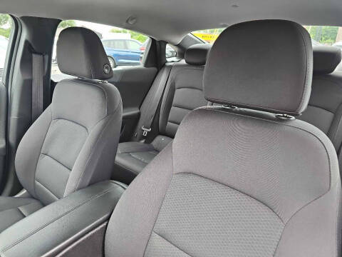 2017 Chevrolet Malibu LT