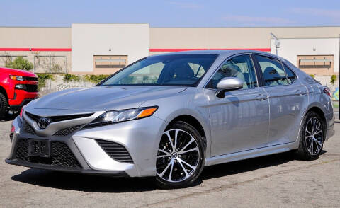 2018 Toyota Camry for sale at Kustom Carz in Pacoima CA