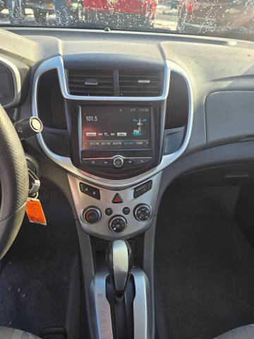 2017 Chevrolet Sonic LT Auto