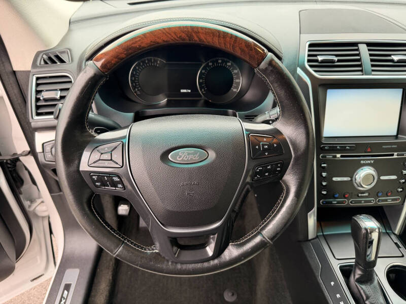 2016 Ford Explorer Platinum