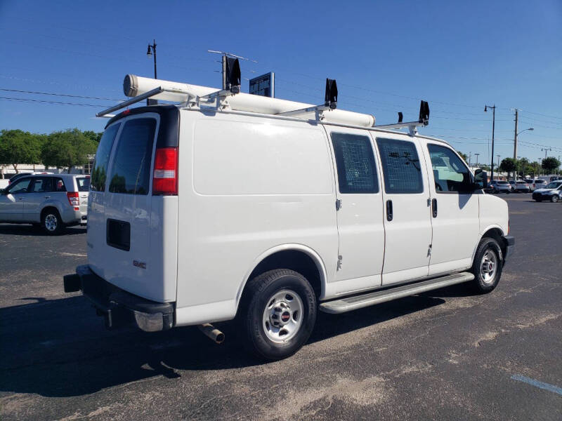 2021 GMC Savana 2500