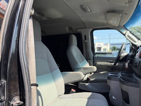 2013 Ford E-Series