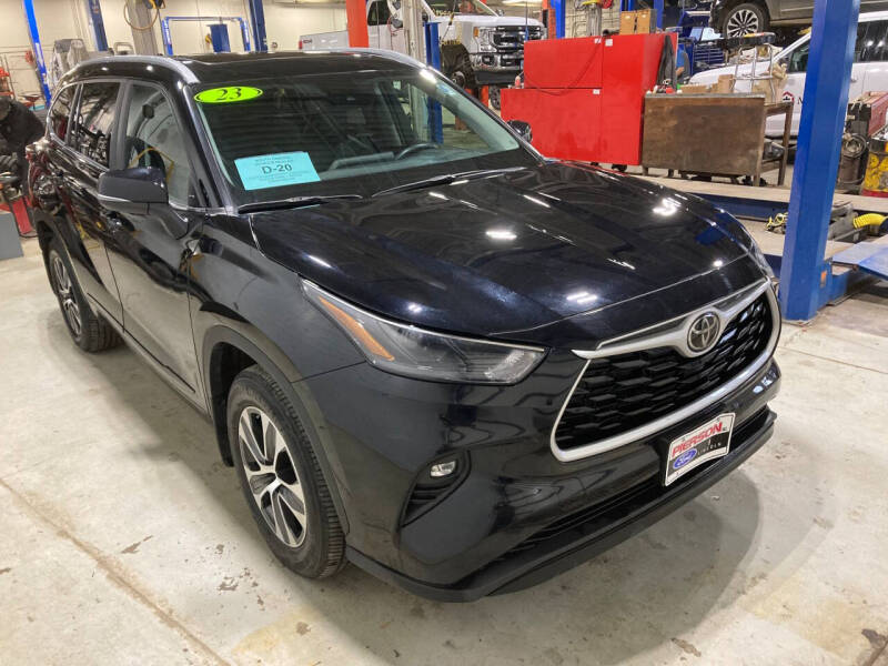2023 Toyota Highlander XLE