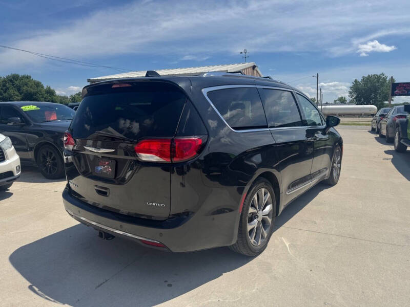 2018 Chrysler Pacifica Limited