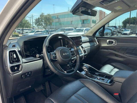 2023 Kia Sorento SX
