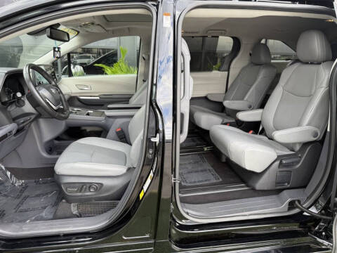 2023 Toyota Sienna