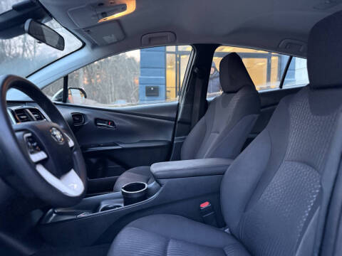 2017 Toyota Prius Two