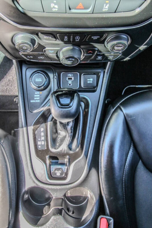 2021 Jeep Cherokee Altitude