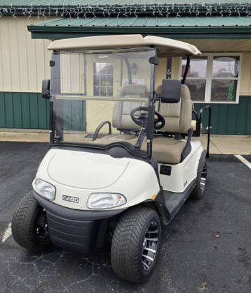 2019 E-Z-GO RXV Freedom