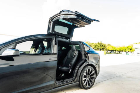 2022 Tesla Model X Plaid