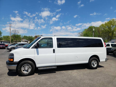 2017 Chevrolet Express LT 3500