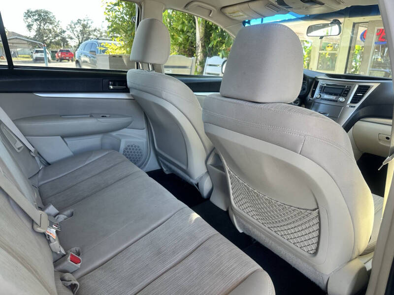 2013 Subaru Outback 2.5i Premium