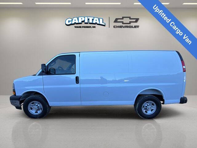 2025 Chevrolet Express 2500