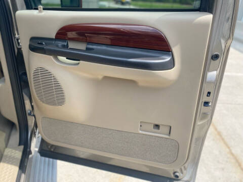 2005 Ford Excursion Limited