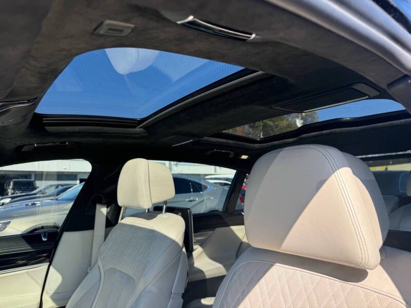 2017 BMW 7 Series M760i xDrive