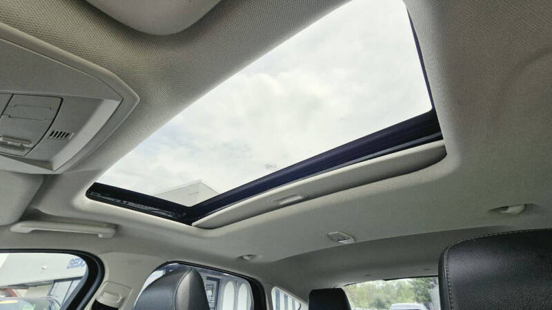 2017 Ford Focus Titanium