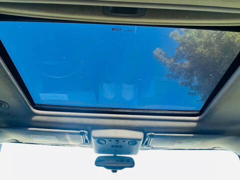 2003 HUMMER H2 Lux Series