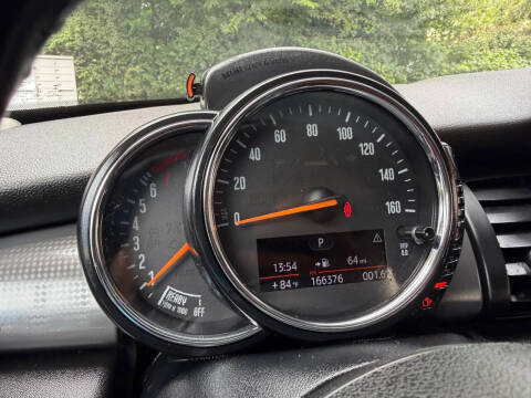 2015 MINI Hardtop 4 Door Cooper