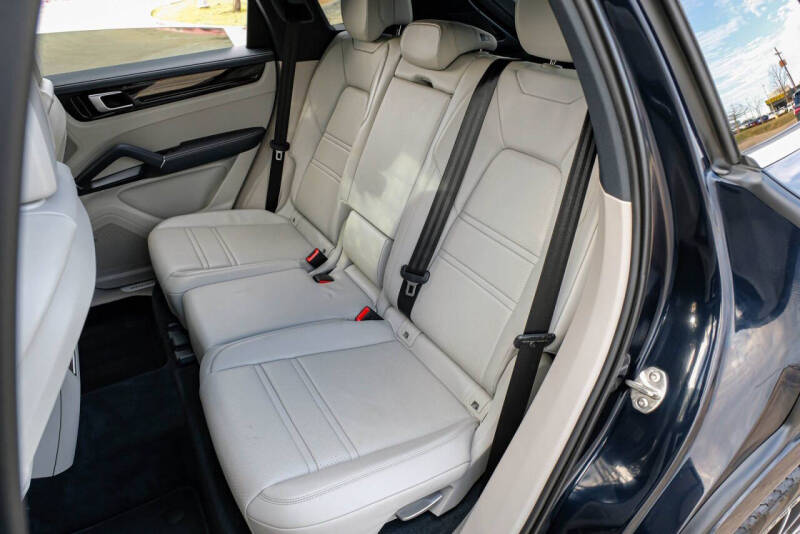 2019 Porsche Cayenne S