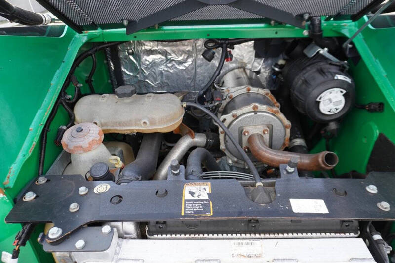 2018 John Deere 316gr