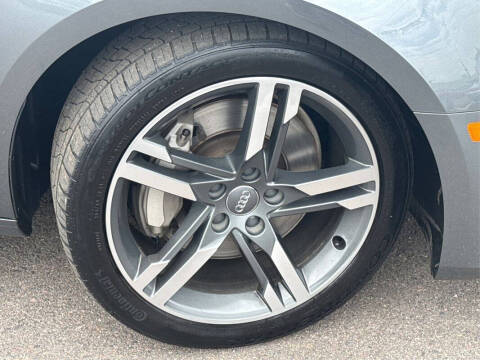 2017 Audi A4 2.0T quattro Premium Plus