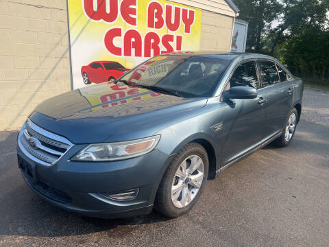 2010 Ford Taurus for sale at Right Price Auto Sales in Murfreesboro TN