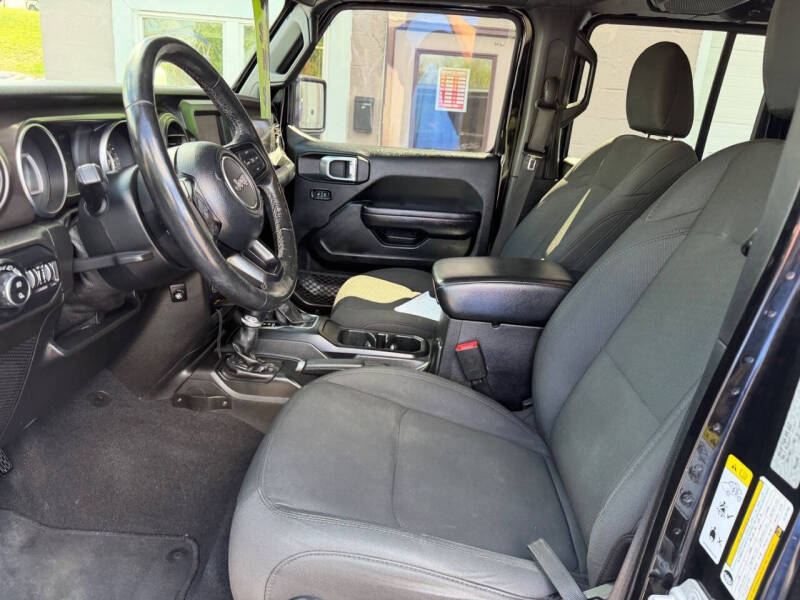2020 Jeep Gladiator Sport S