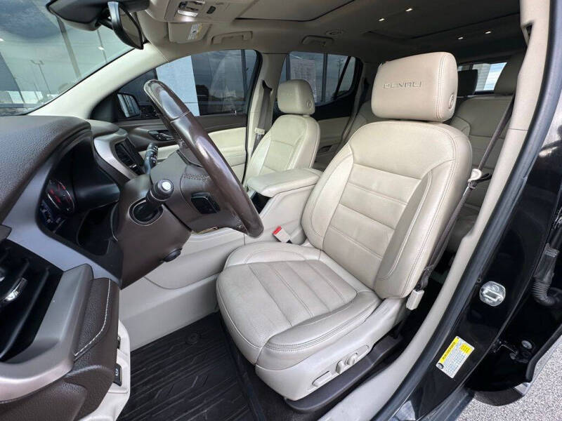 2019 GMC Acadia Denali