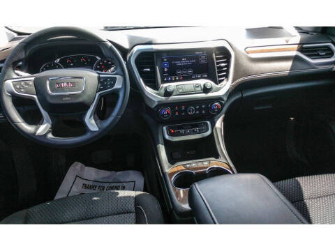 2022 GMC Acadia SLE